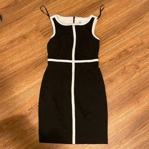 Used, super beautiful and elegant. I bought it for a meeting.